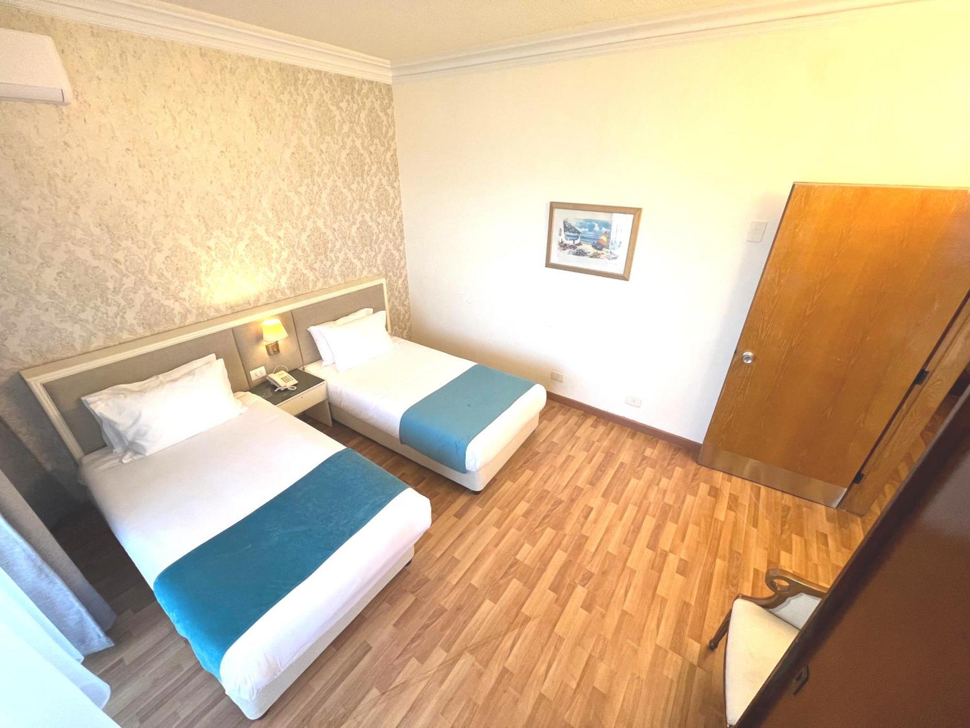 Hotel Mediterranee 5*