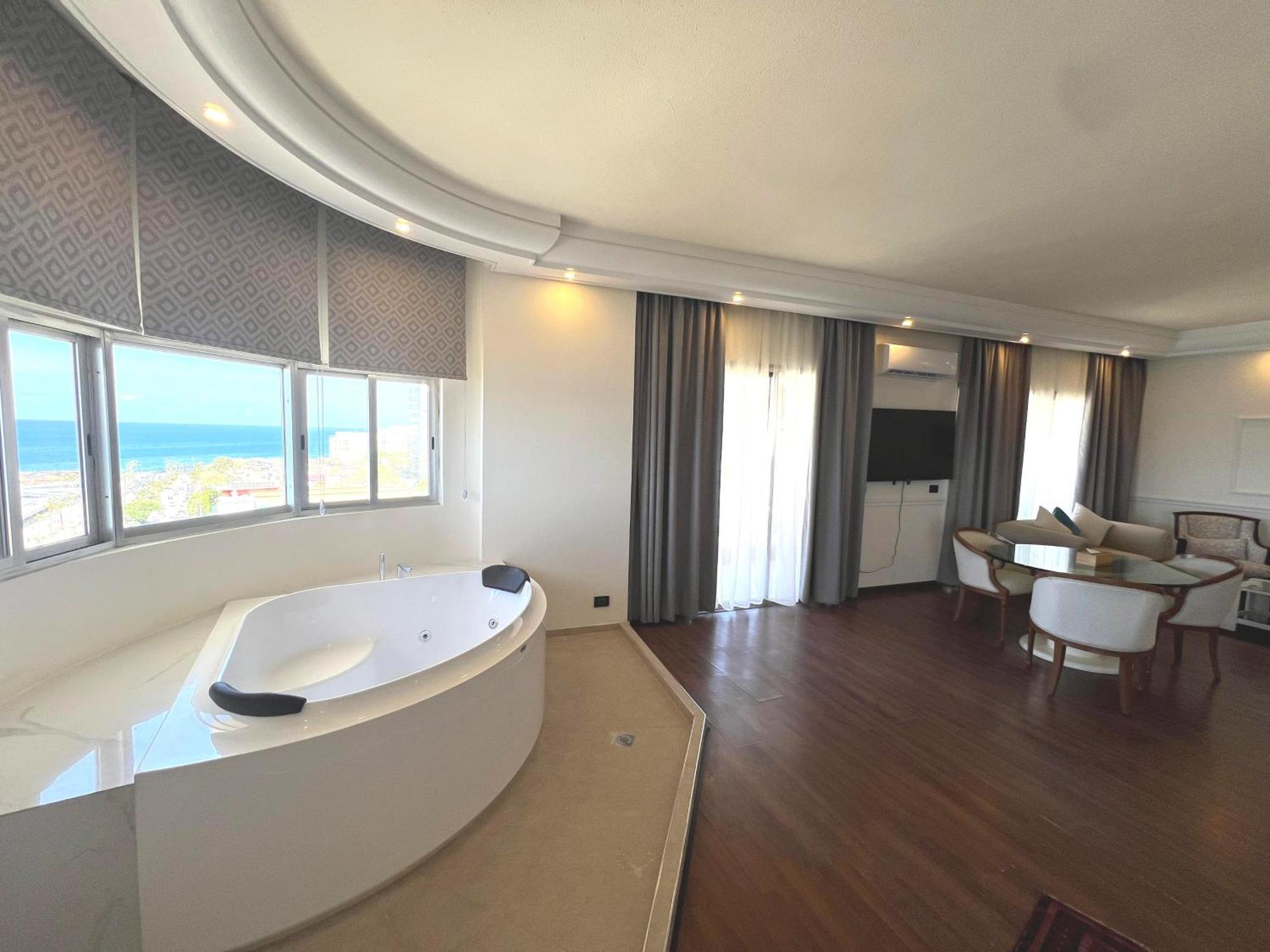 Mediterranee Hotel