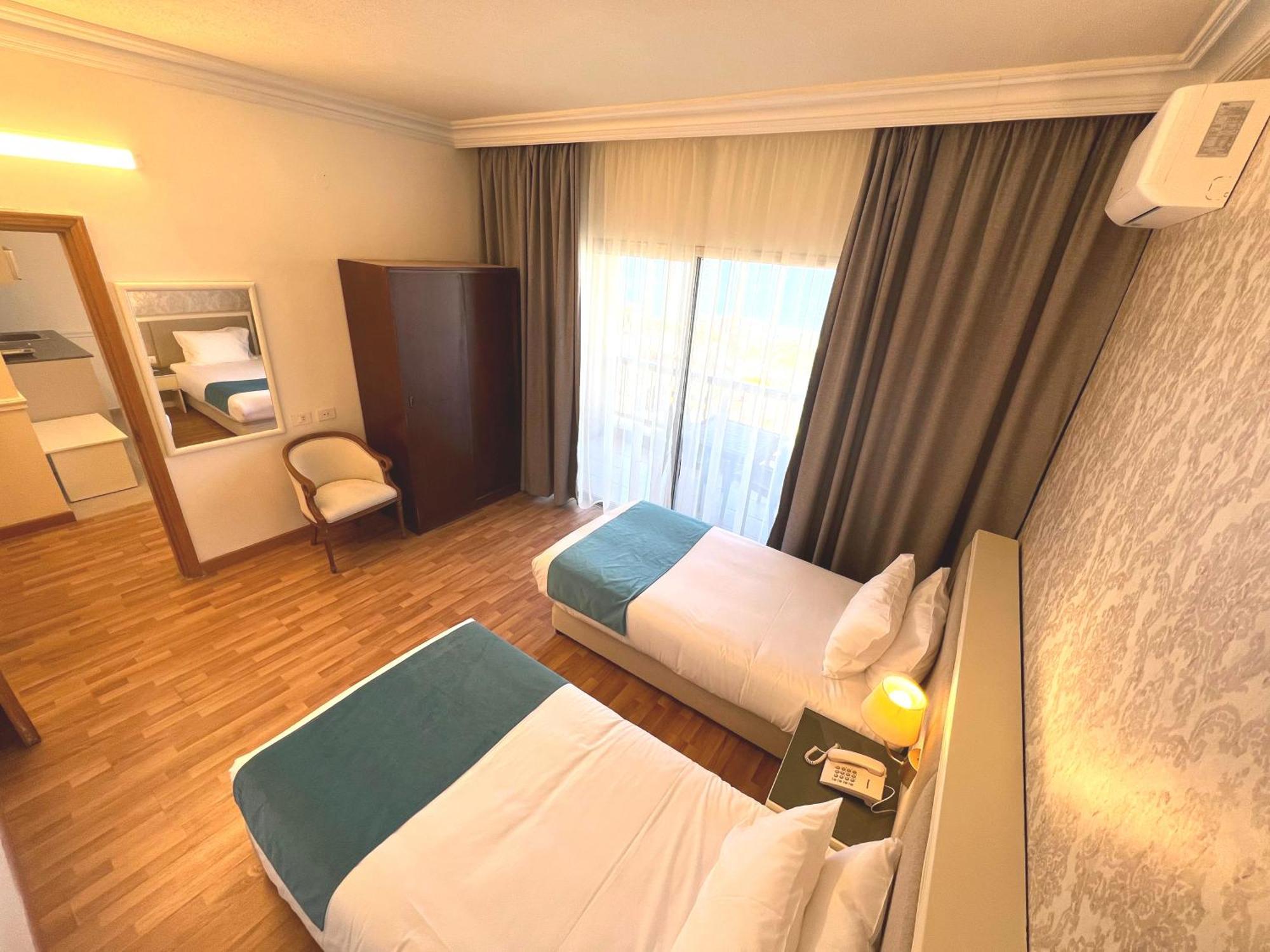 Mediterranee Hotel 5*